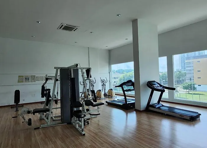 2-4 Pax Spacious Muji Living At Austin Height #11