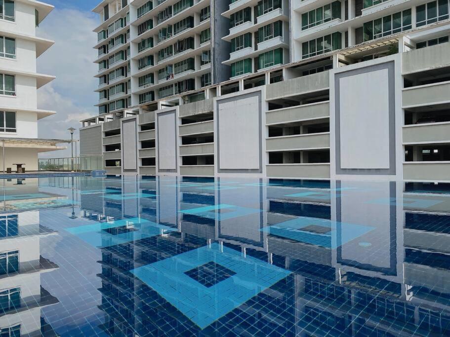 Apartment 2-4 Pax Spacious Muji Living At Austin Height #11